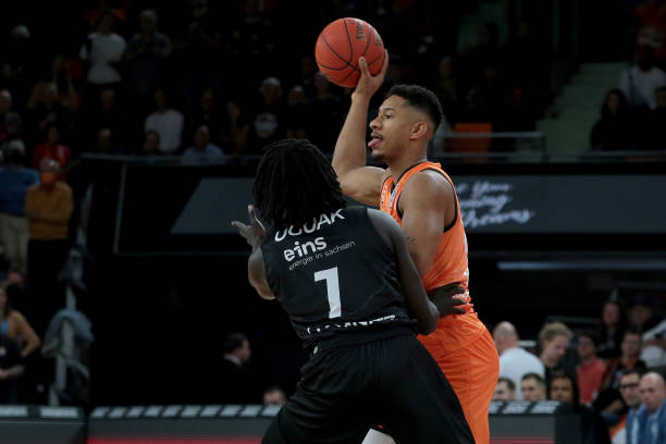 线方面一直 线方面一直