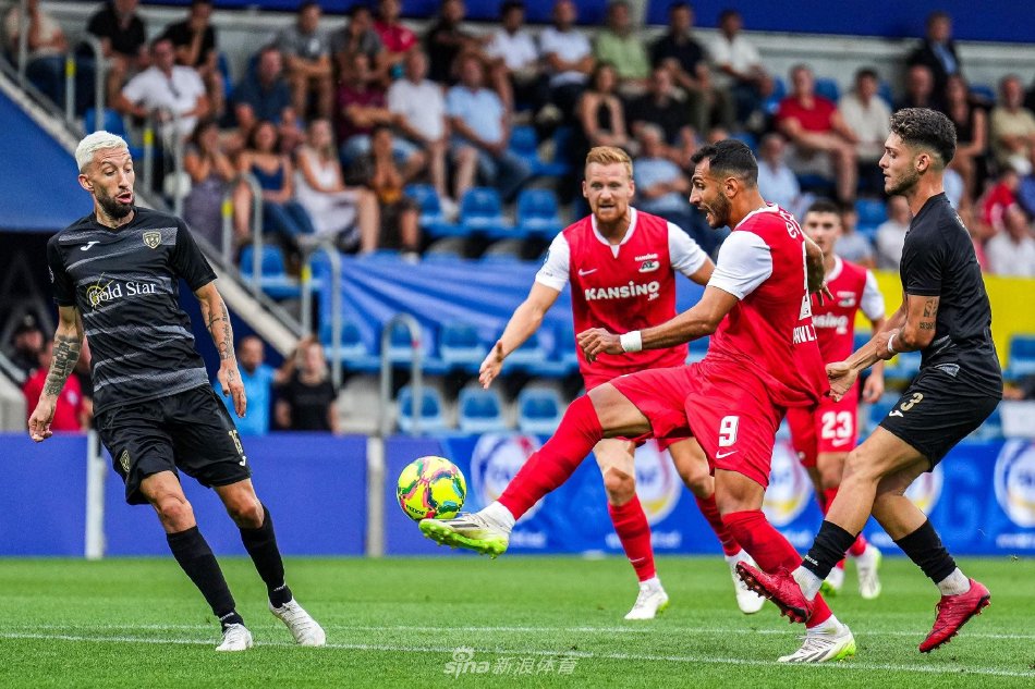 随着赛季的 随着赛季的