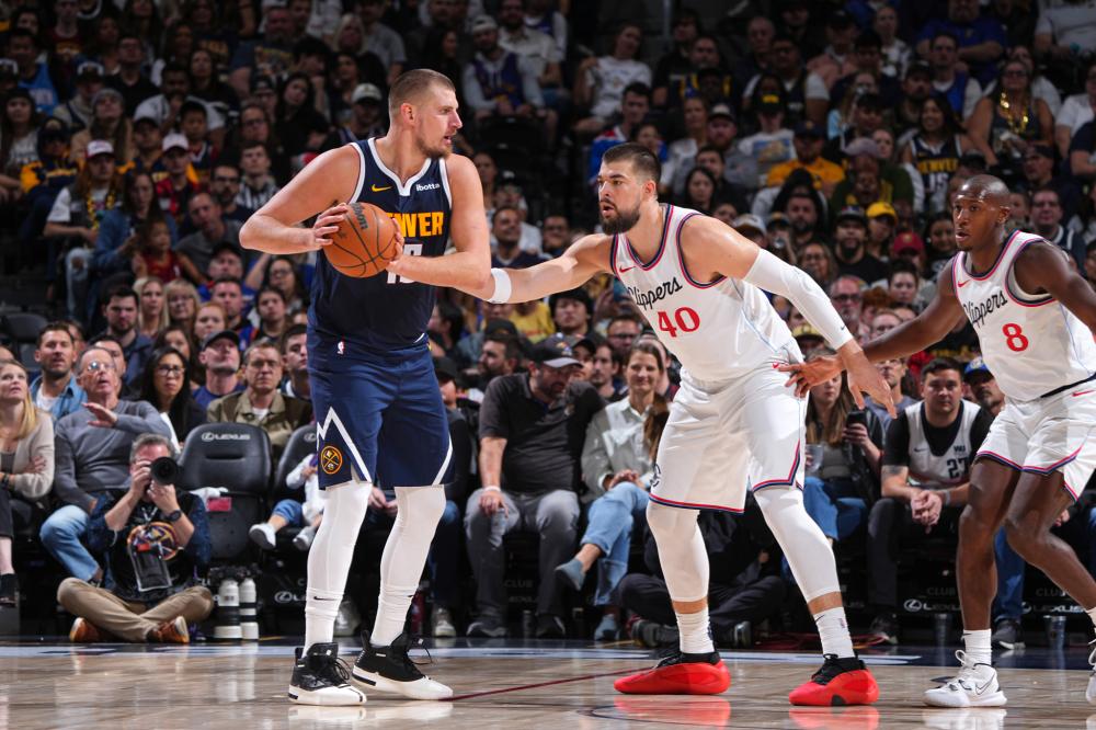 给对手制造 给对手制造