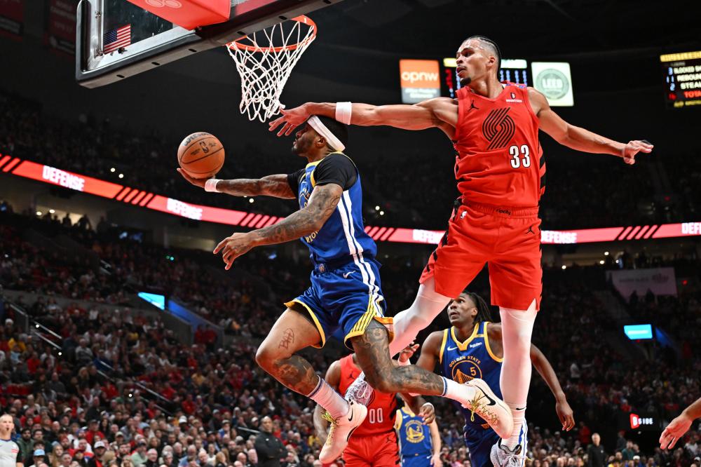 同时他也高 同时他也高